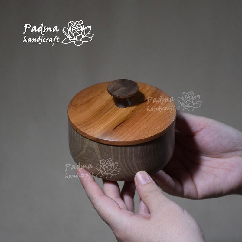 قندان چوبی خراطی