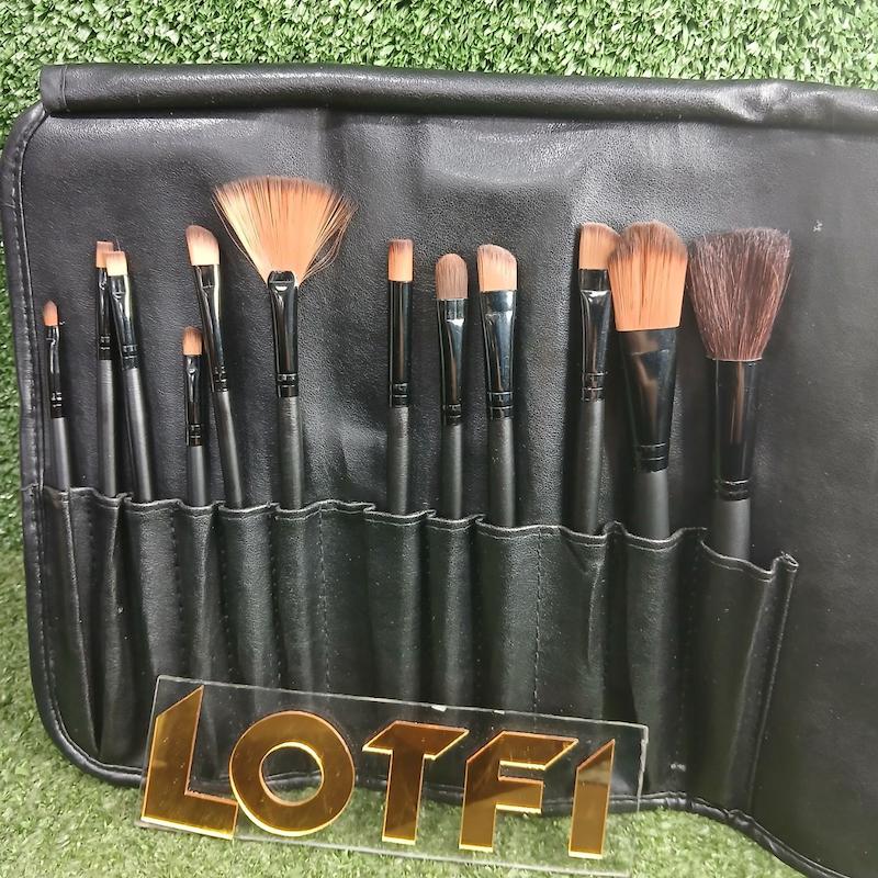 براش 12 تیکه کیف چرم 