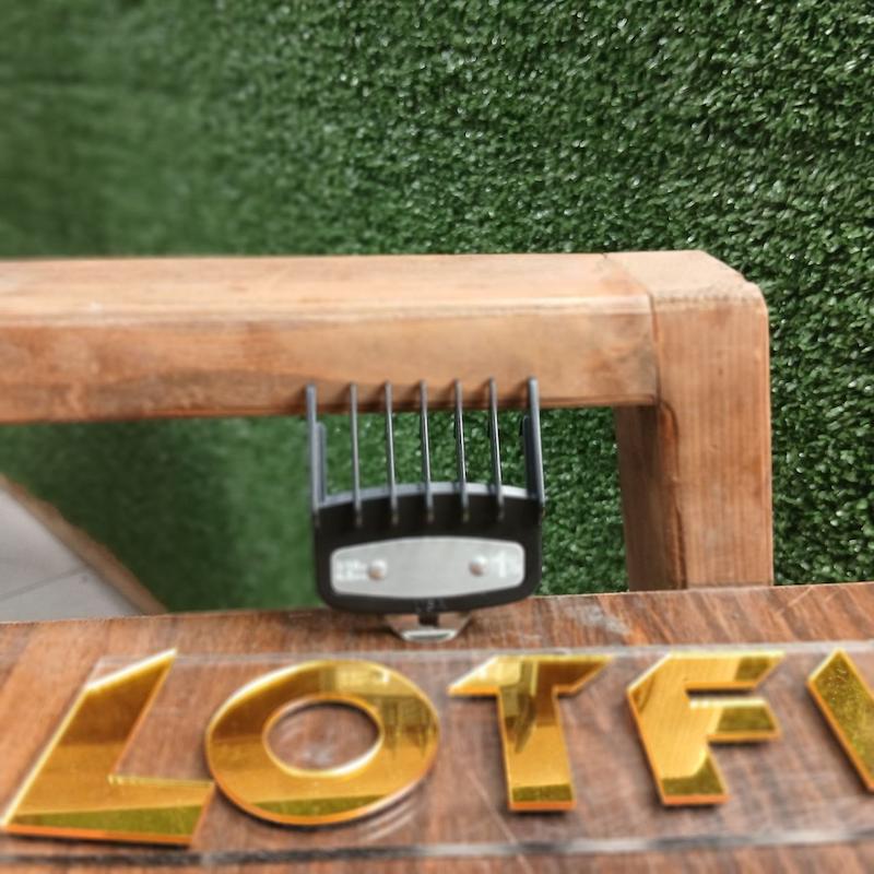 شانه ماشین اصلاح پشت فلزی 1.1/2 یا 4.5 میل وال (USA)