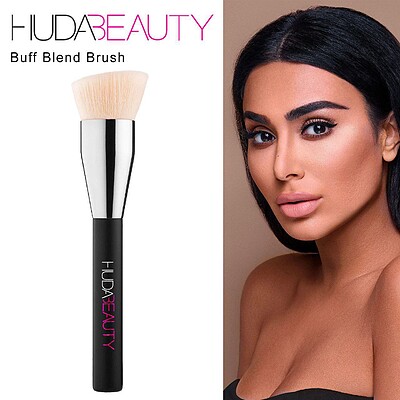 HUDA BEAUTY  FACE BUFF BLEND BRUSH    براش هدی بیوتی