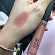 🌷 رژلب مایع مات بادیشاپ فول سایز  رنگ WINDSOR ROSE 032    THE BODY SHOP MATTE LIP LIQUID WINDSOR ROSE 032