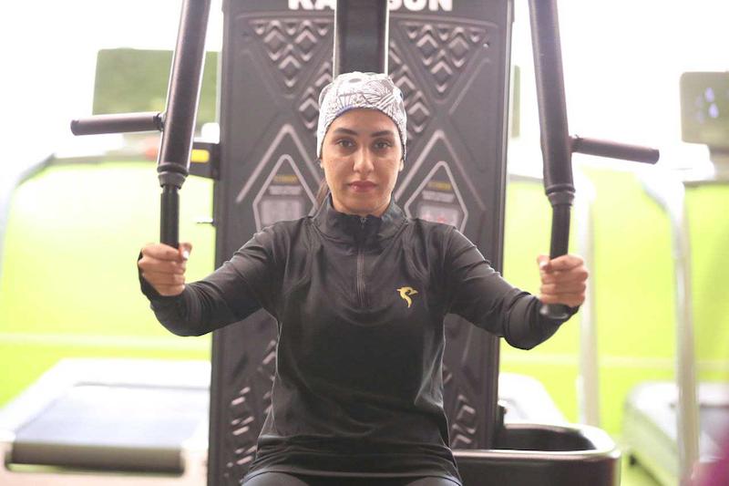 نیم زیپ بلک