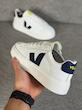 ونس VEJA
