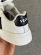 ونس VEJA