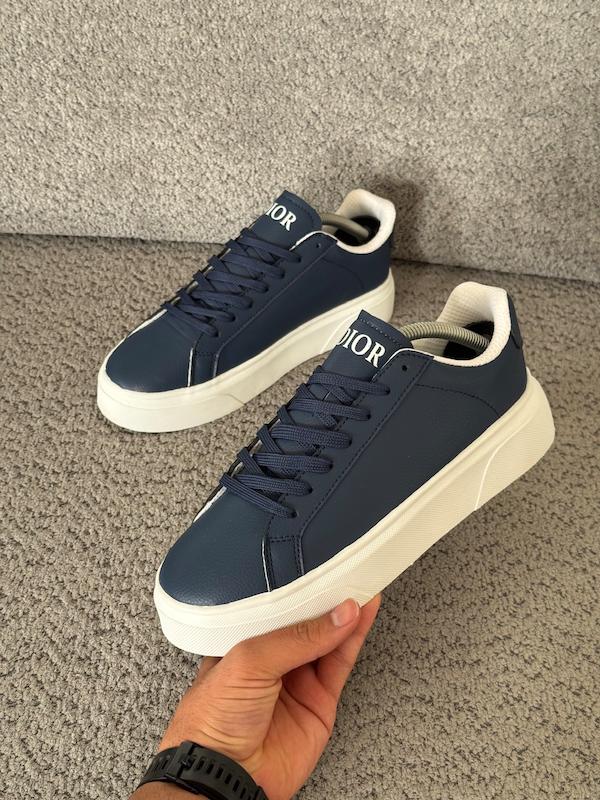 ونس DIOR
