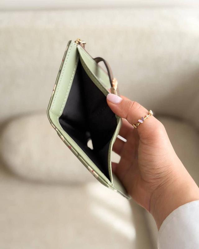 کیف پول وارداتی زویا