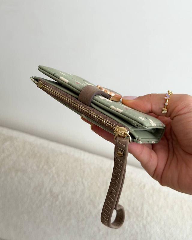 کیف پول وارداتی زویا