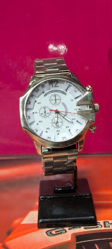 ساعت مردانه دیزل شاخ دار طرح سه موتور،ارسال رایگان