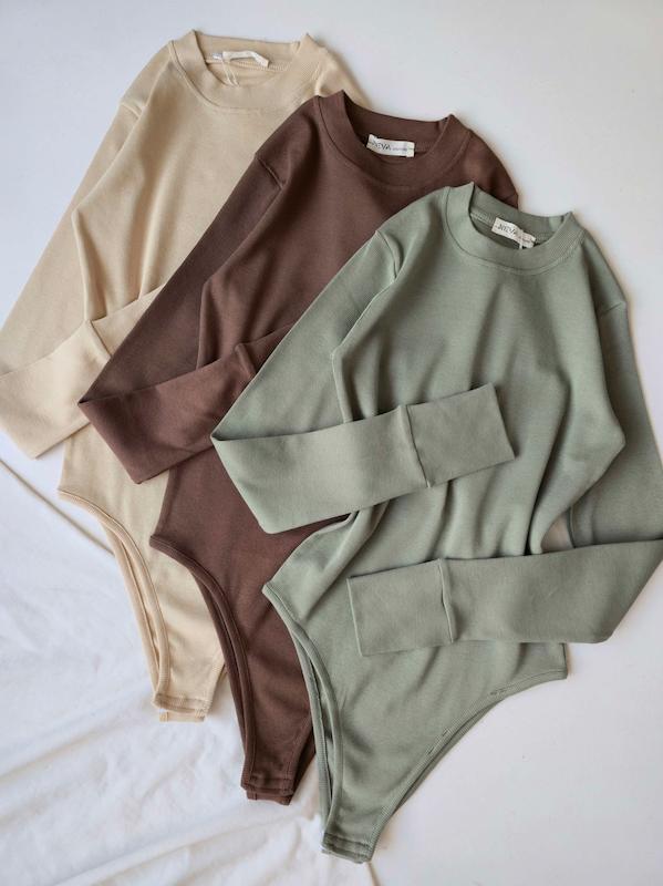 بادی یقه گرد فینگردار آوین