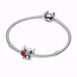 عکس چارم استیچ با گل رز دیزنی پاندورا بر روی دستبند