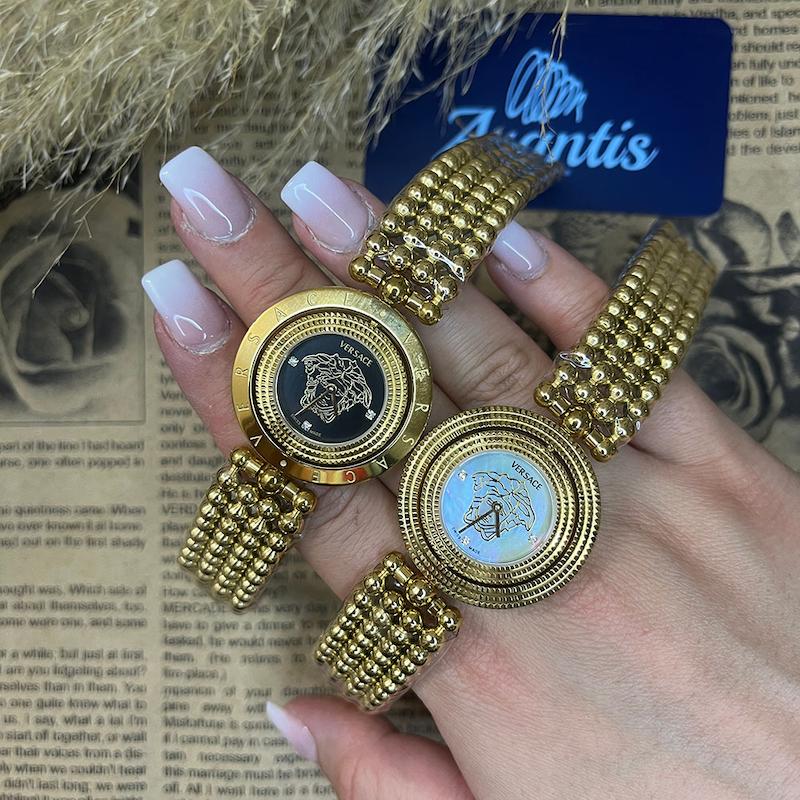 ساعت ورساچه طلایی زنانه صفحه سفید چرخان w-8784