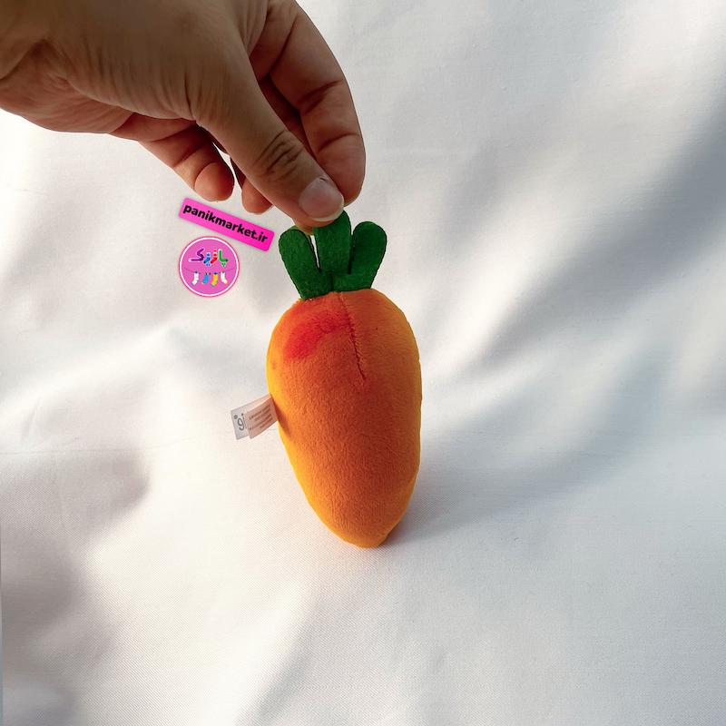 عروسک فانتزی هویج – کالکشن میوه و سبزیجات کوکی 🥕