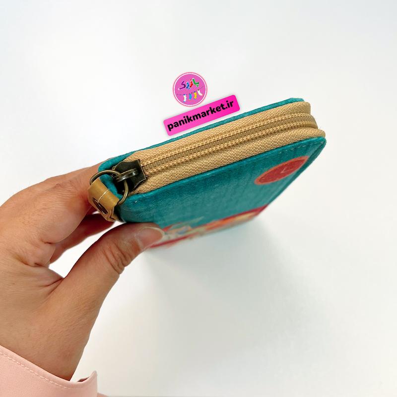 کیف پول طرح خلوت دخترانه با کتاب و چای😌✨