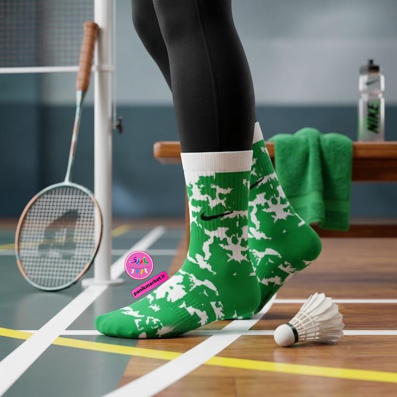 جوراب ساقدار سوپر پنبه نانو فانتزی طرح نایکی (Nike) آبرنگی سبز چمنی-سفید