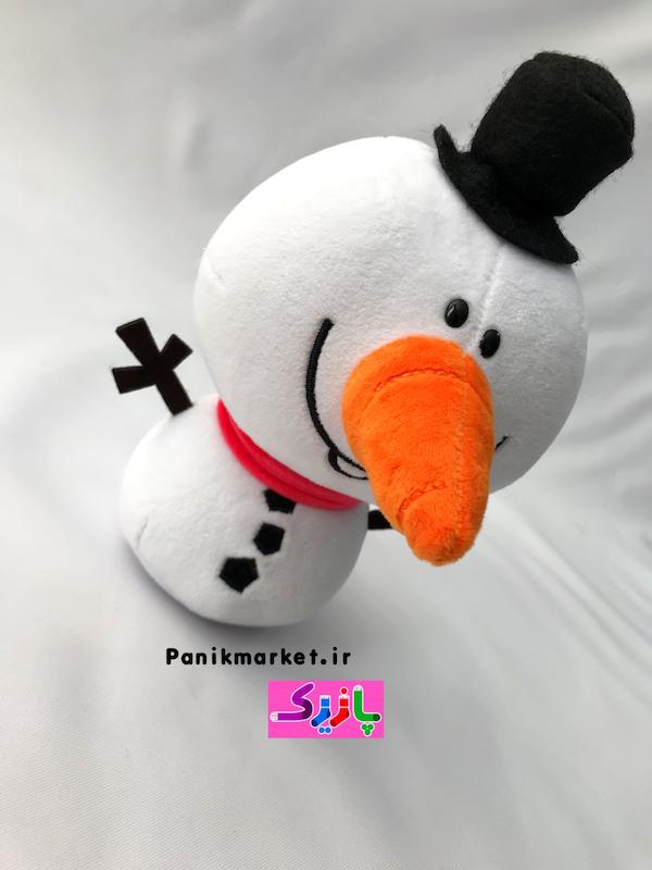 عروسک آدم برفی (Snowman Plush Doll) – عروسک زمستانی بامزه و دکوری برند کوکی
