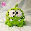 عروسک اومنوم (Om Nom Plush) – عروسک بامزه سبز بازی Cut the Rope برند کوکی🍭