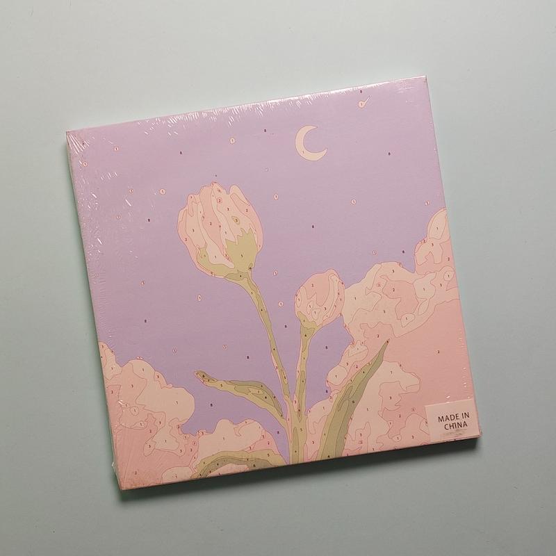 بوم رنگ آمیزی با اعداد سایز ۳۰ در ۳۰ طرح لاله و ماه