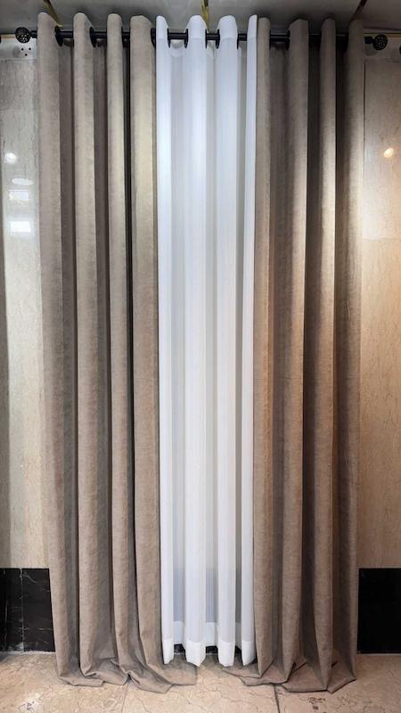 پرده مخمل ایرانی رنگ نسکافه ای خاکی