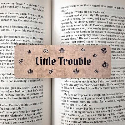 بوک مارک Little Trouble