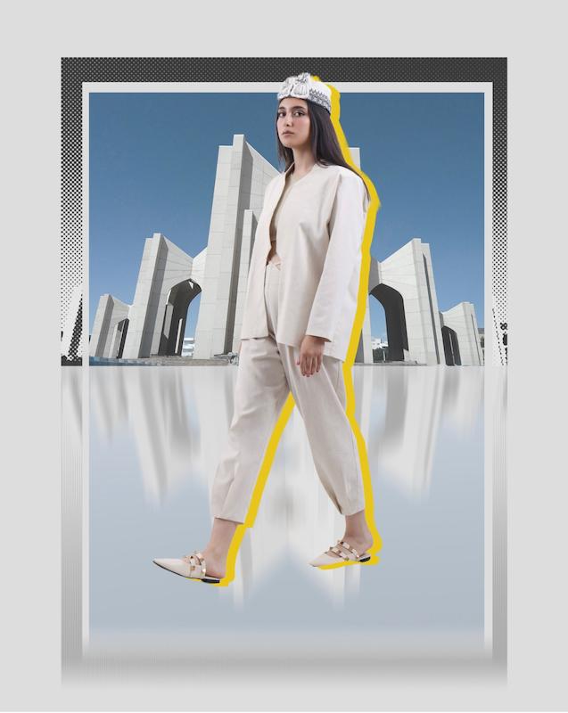 مانتو زن آزاده