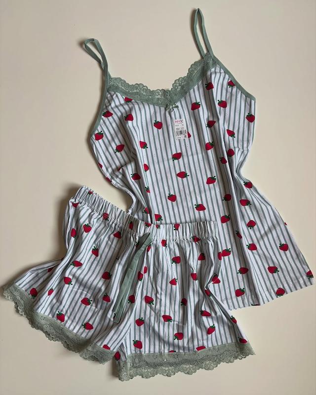 تاپ شورتک نخی توتفرنگی