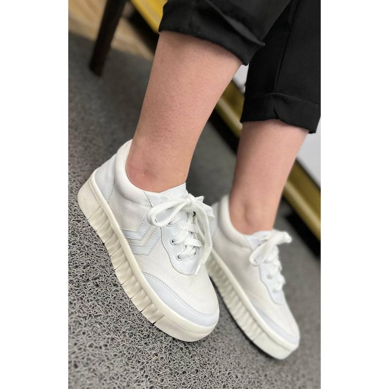 کتونی مدل فلش 🌿