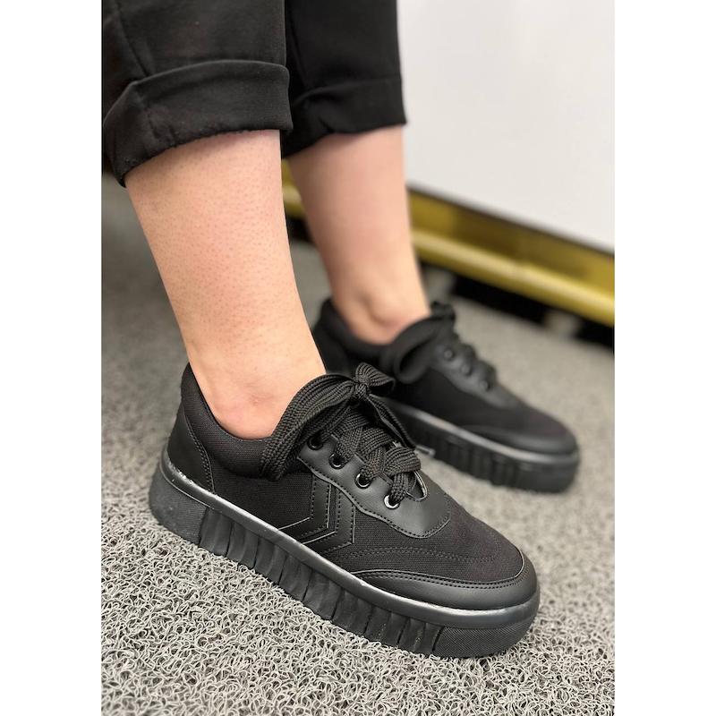 کتونی مدل فلش 🌿