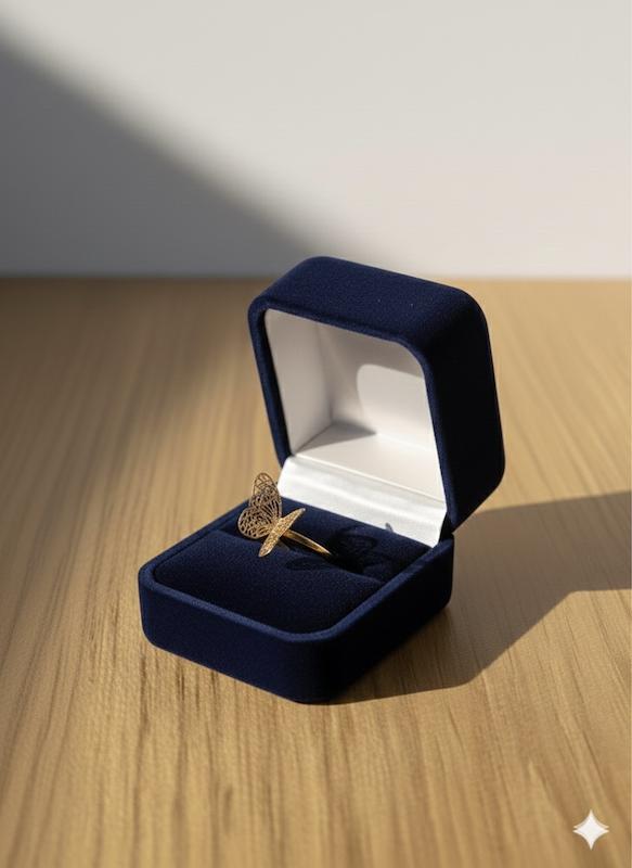 انگشتر استیل طلایی طرح پروانه