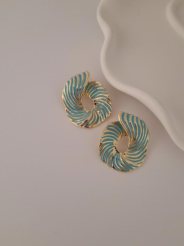 گوشواره دایره تو خالی میناکاری 