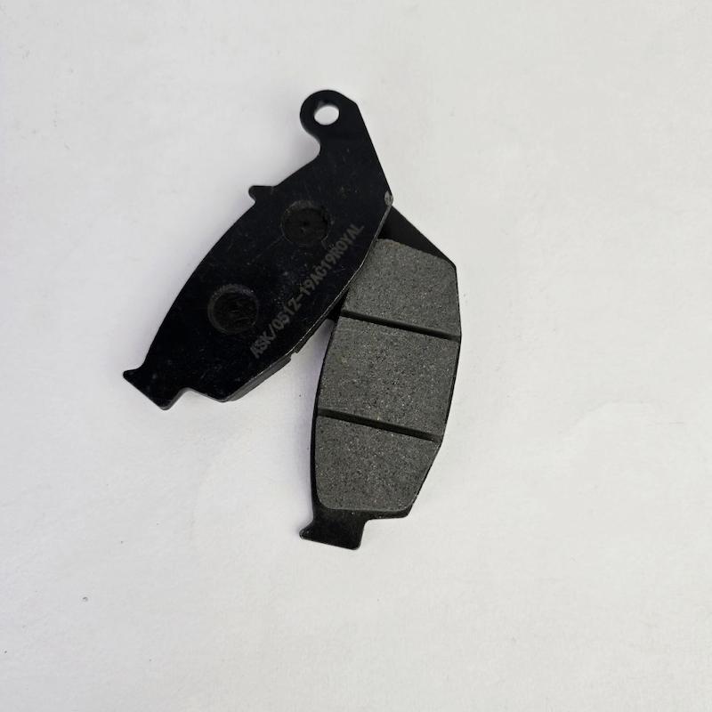 لنت ترمز عقب آپاچی‌