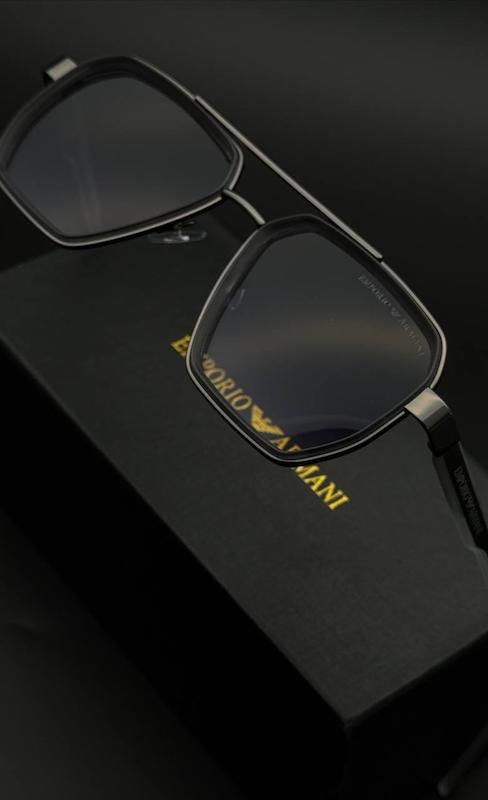 عینک امپریو آرمانی