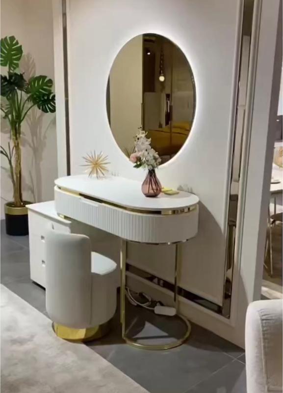 میز آرایش زحل ۲