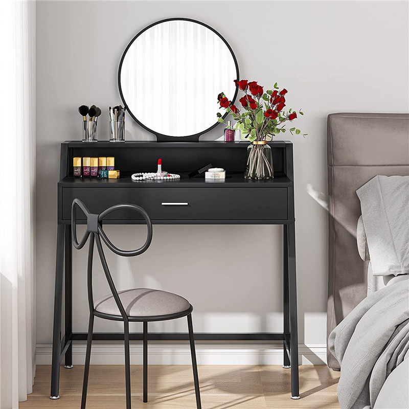 میز آرایش رویسا