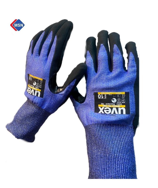 دستکش ضد برش   دستکش ضد برش (Cut Resistant Gloves) با سطح حفاظتی مناسب می تواند خطراتی نظیر بریدگی، پارگی، سوراخ شدگی، سایش و … را به حداقل برساند. 