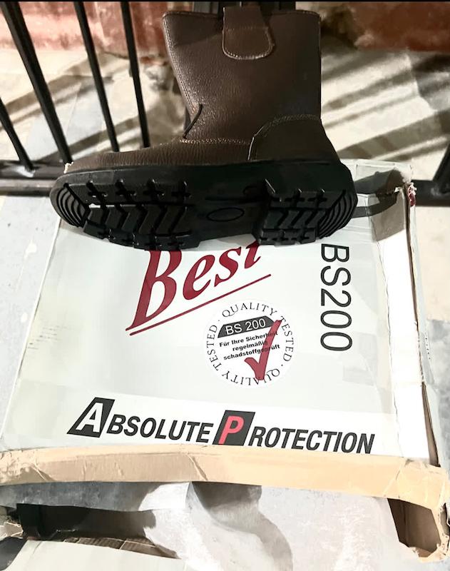 نیم بوت ایمنی پوتین ایمنی ضد برق Best shos BS200: انتخاب حرفه‌ای برای حفاری