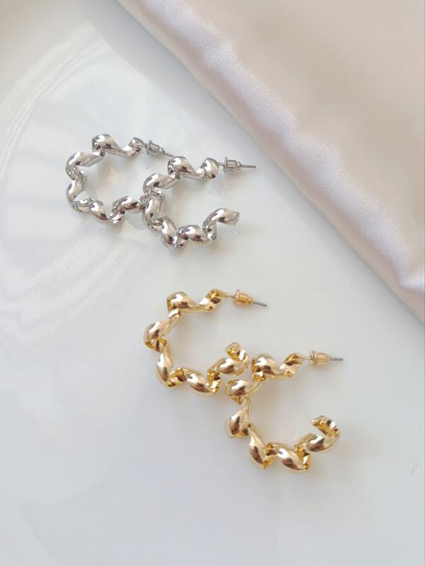 گوشواره میخی زارا طرح‌ حلقه ای 😍✨