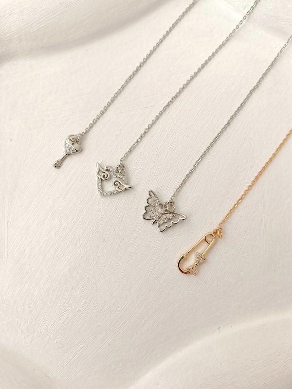 آویز ساعت‌