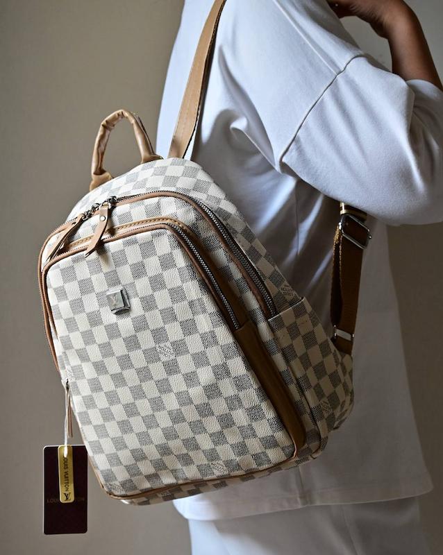 کوله مدل الینا