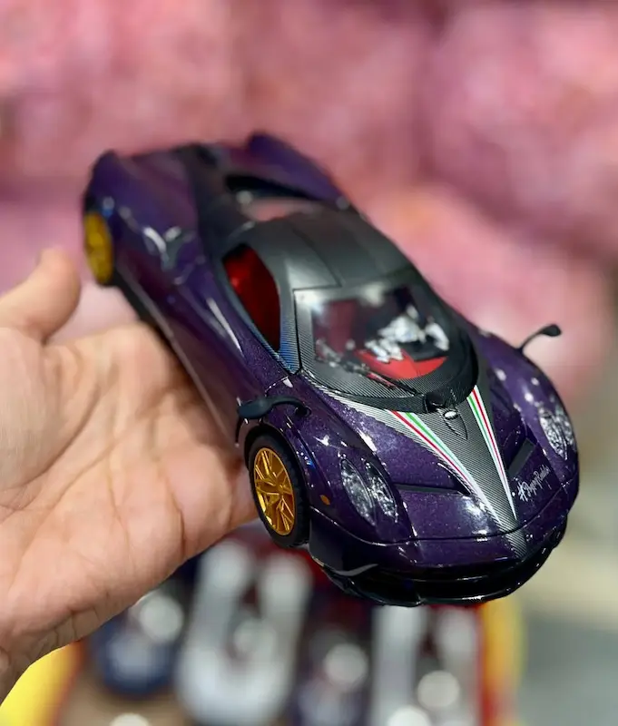 ماشین فلزی بنز درباشو موزیکال دودزا ۱/۲۴ کد 1212