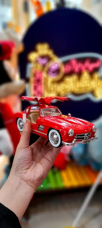 ماشین فلزی خارجی موزیکال کادیلاک ۱/۲۴ (۲۰ سا نتی) کد 1212 