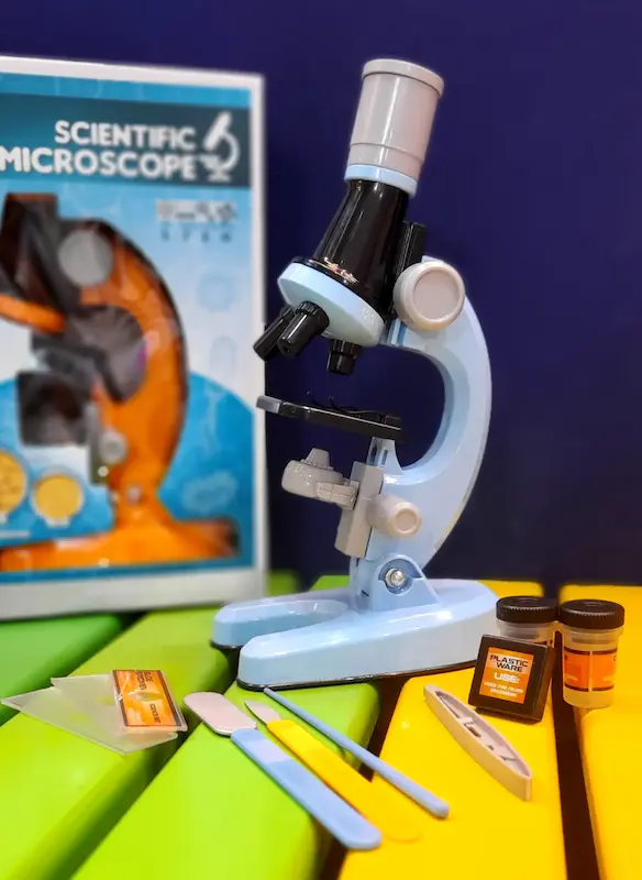 میکروسکوپ ۱۲۰۰ برابر کد 1090