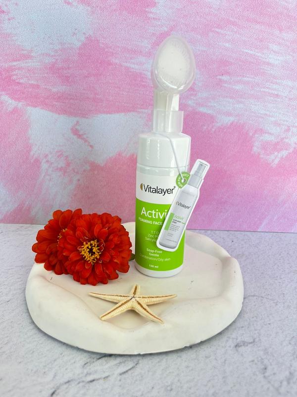 فوم شستشو پوست چرب آنتی اکتی ویت 