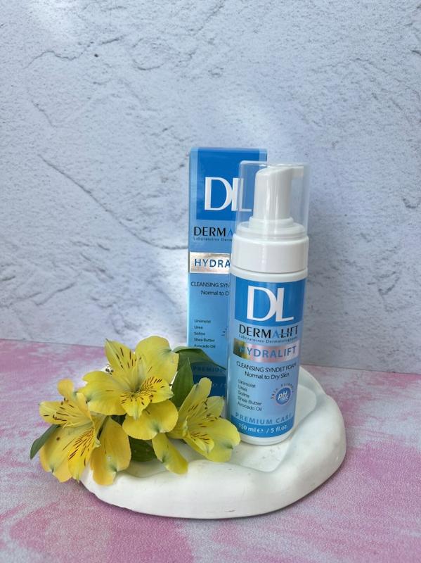 فوم شستشو صورت پوست خشک درمالیفت