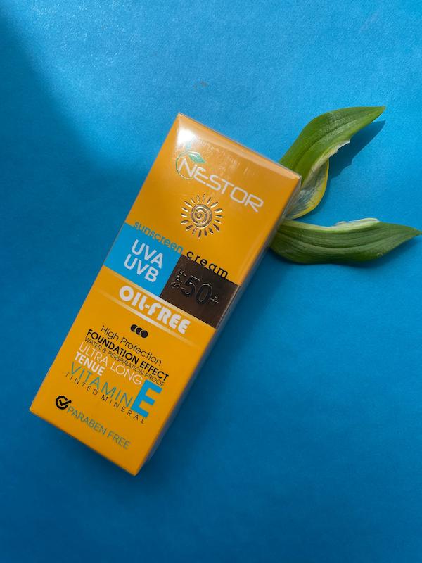 کرم ضد آفتاب نستور مدل Oil free پوست چرب رنگ1/5