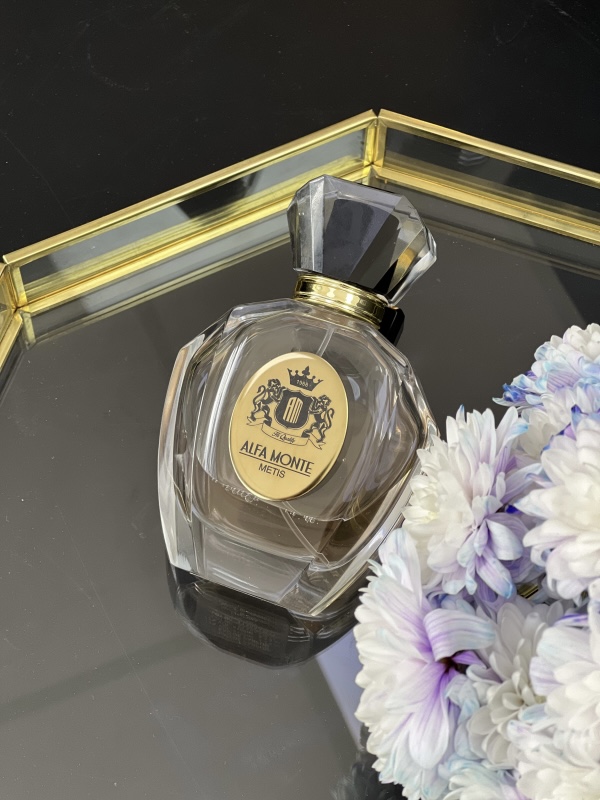 آلفا مونته ادوپرفیوم متیس