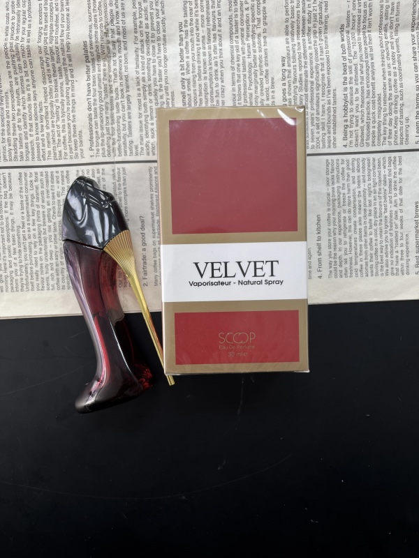 ادکلن اسکوپ عطر گودگرل قرمز ولوت(۳۰ میل) 