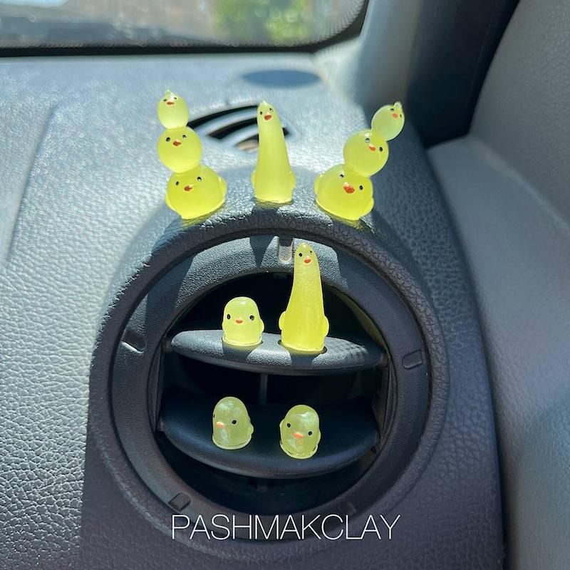 چسبونک جوجو