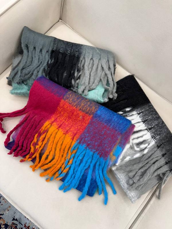 بیگ اسکارف آبرنگی 🌈rainbow وارداتی کد۳۵۴