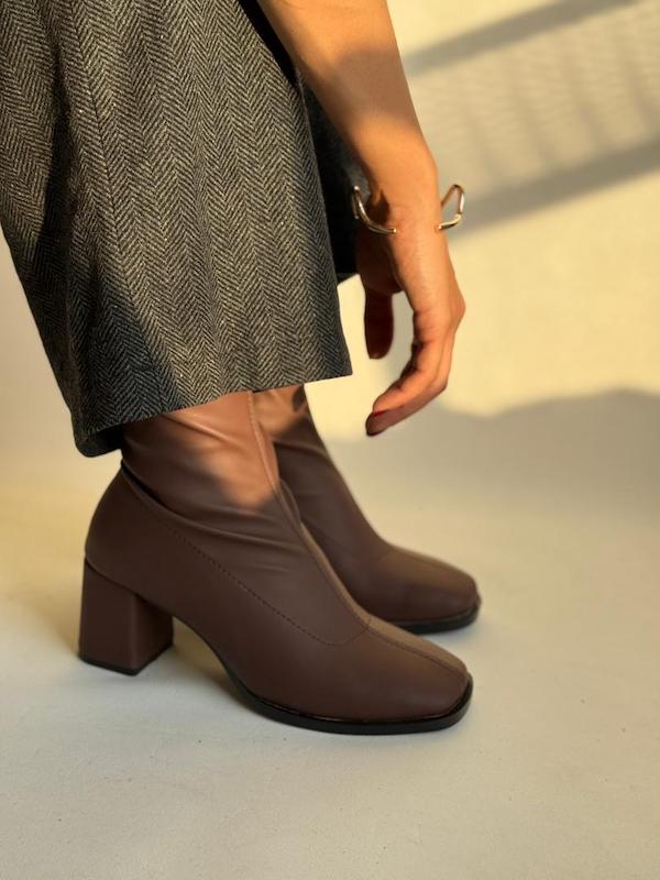 بوت پاشنه دار زنانه مدل بانو