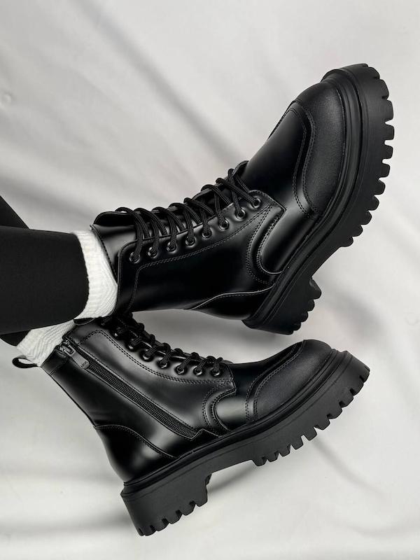 نیم بوت چرم بندی زنانه